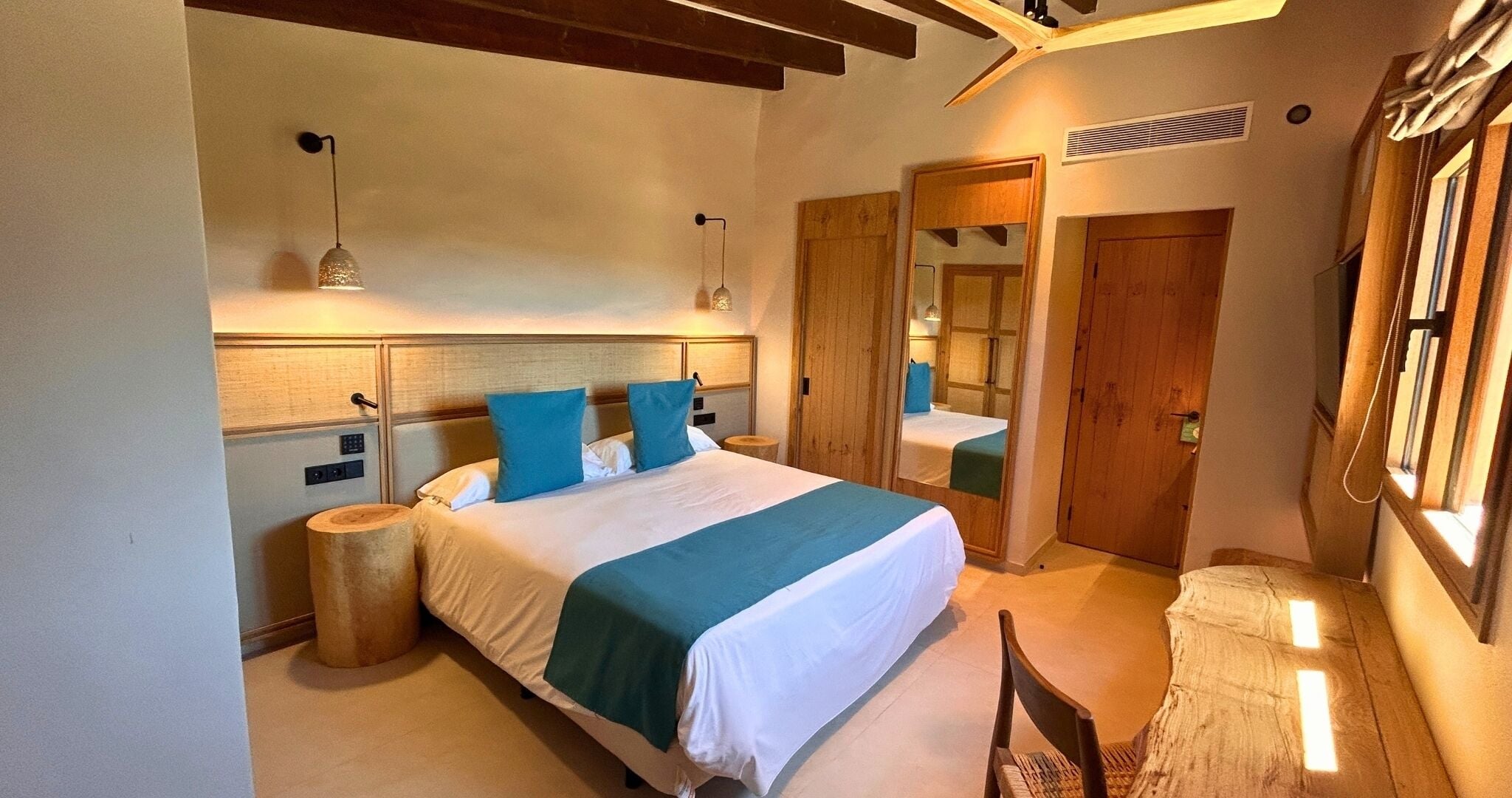 Double Room, Mountain View
