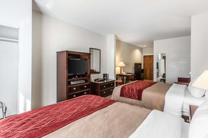 Desk, iron/ironing board, free WiFi, bed sheets - Quality Inn & Suites Guymon East (Guymon)