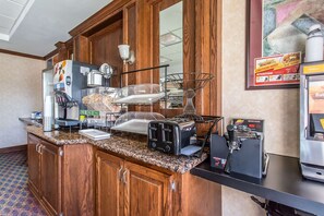 Petit déjeuner buffet compris tous les jours