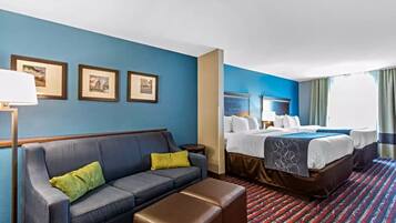 Zimmersafe, Schreibtisch, Bügeleisen/Bügelbrett, kostenloses WLAN