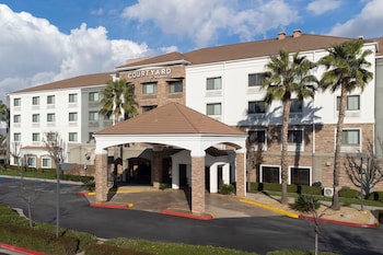 Courtyard by Marriott Ontario Rancho Cucamonga