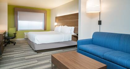 Holiday Inn Express Hotel & Suites Rocky Mount by IHG
