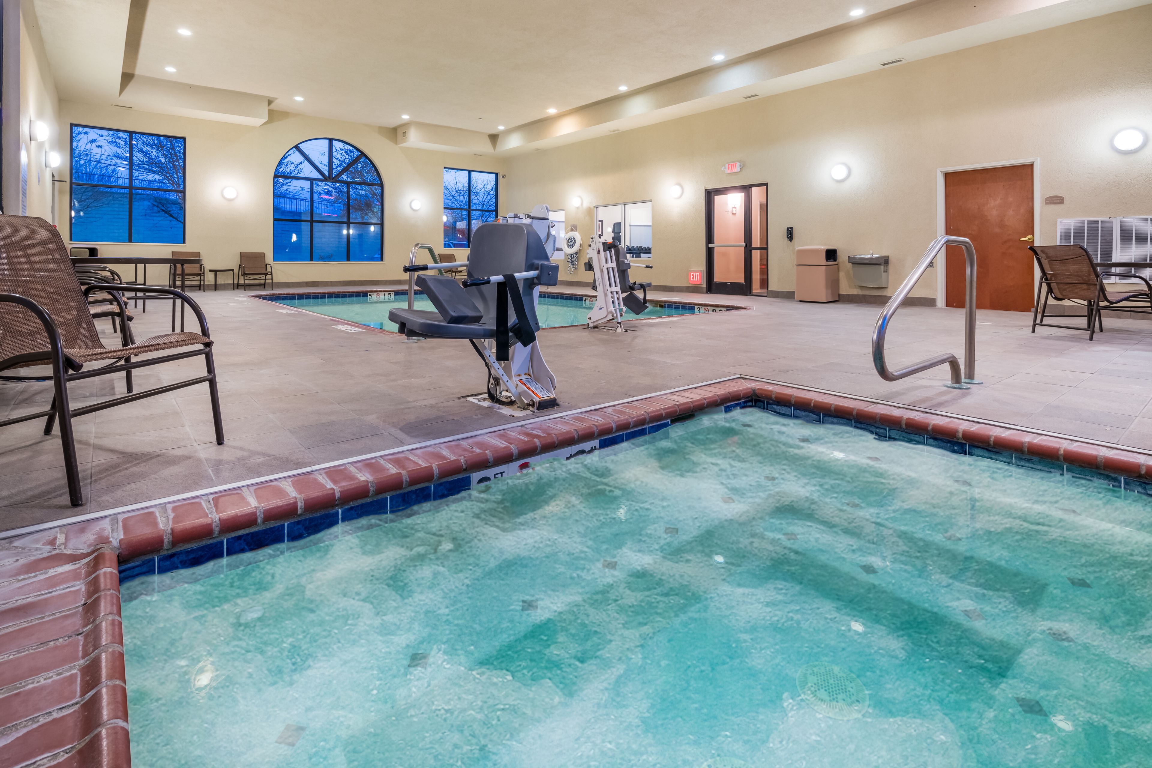 Indoor pool, outdoor pool