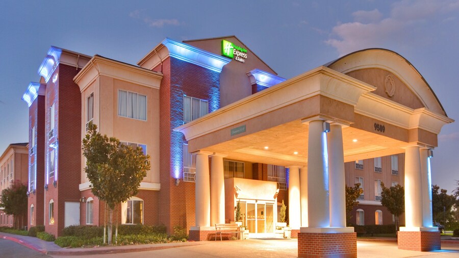 Holiday Inn Express & Suites Rancho Cucamonga by IHG