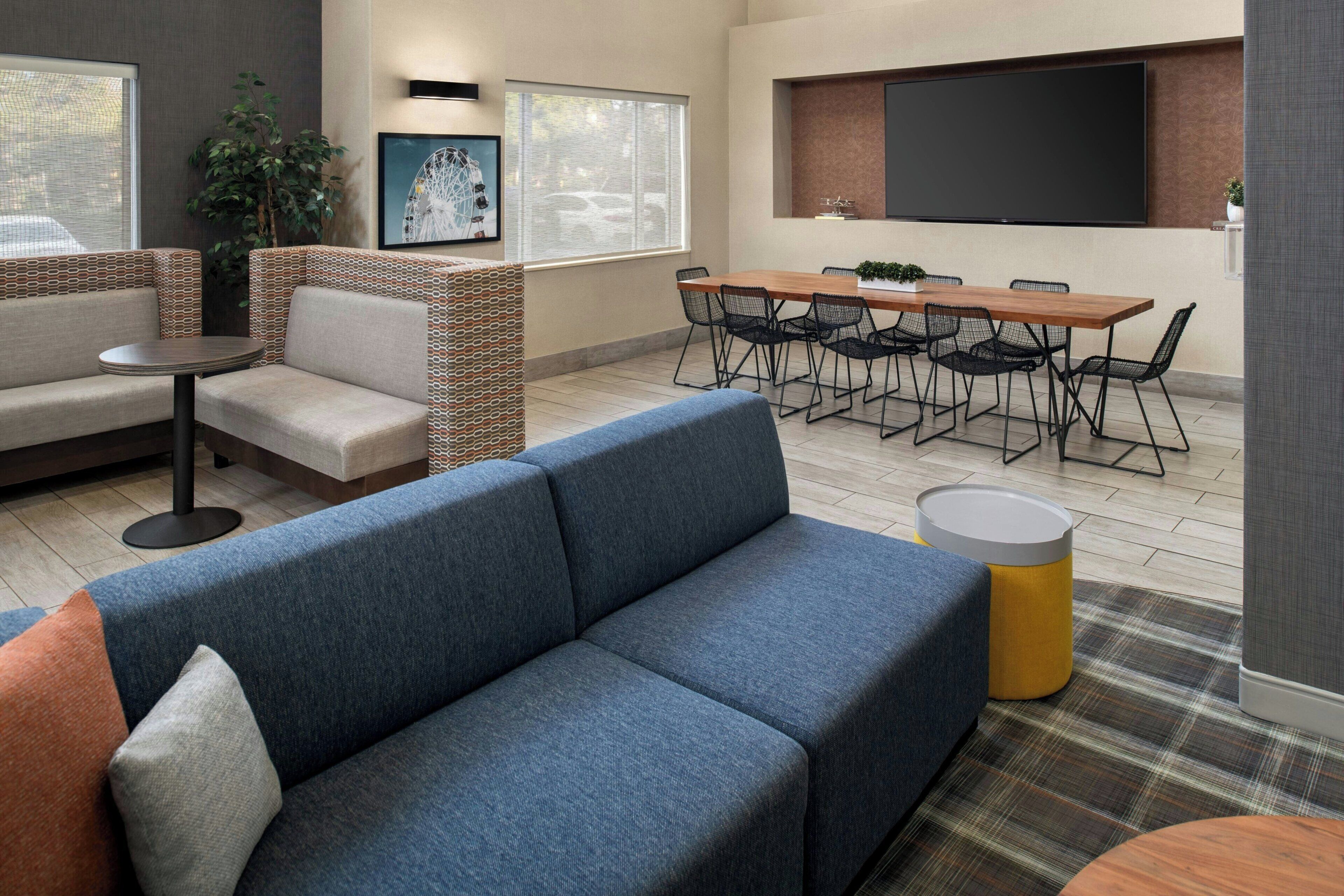 Photo - City Express By Marriott Rancho Cucamonga