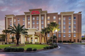 Exterior - Hampton Inn & Suites Savannah - I-95 South - Gateway (Savannah)