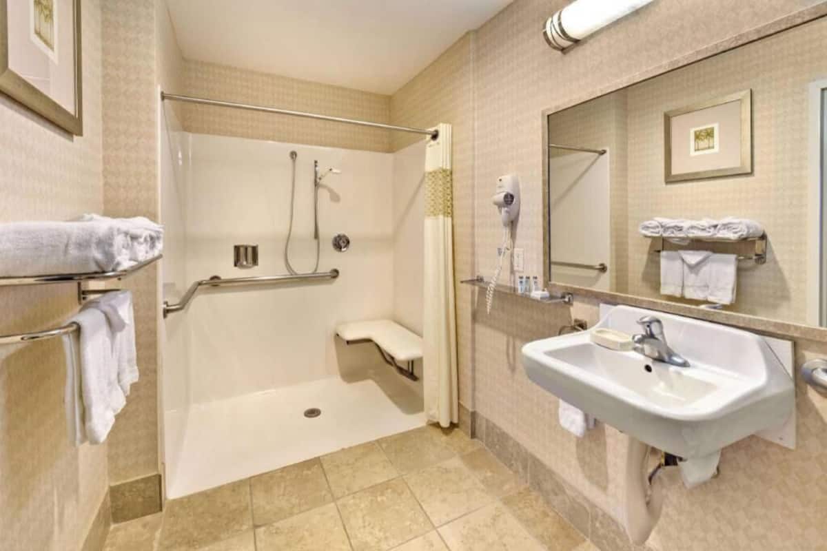 Free toiletries, hair dryer