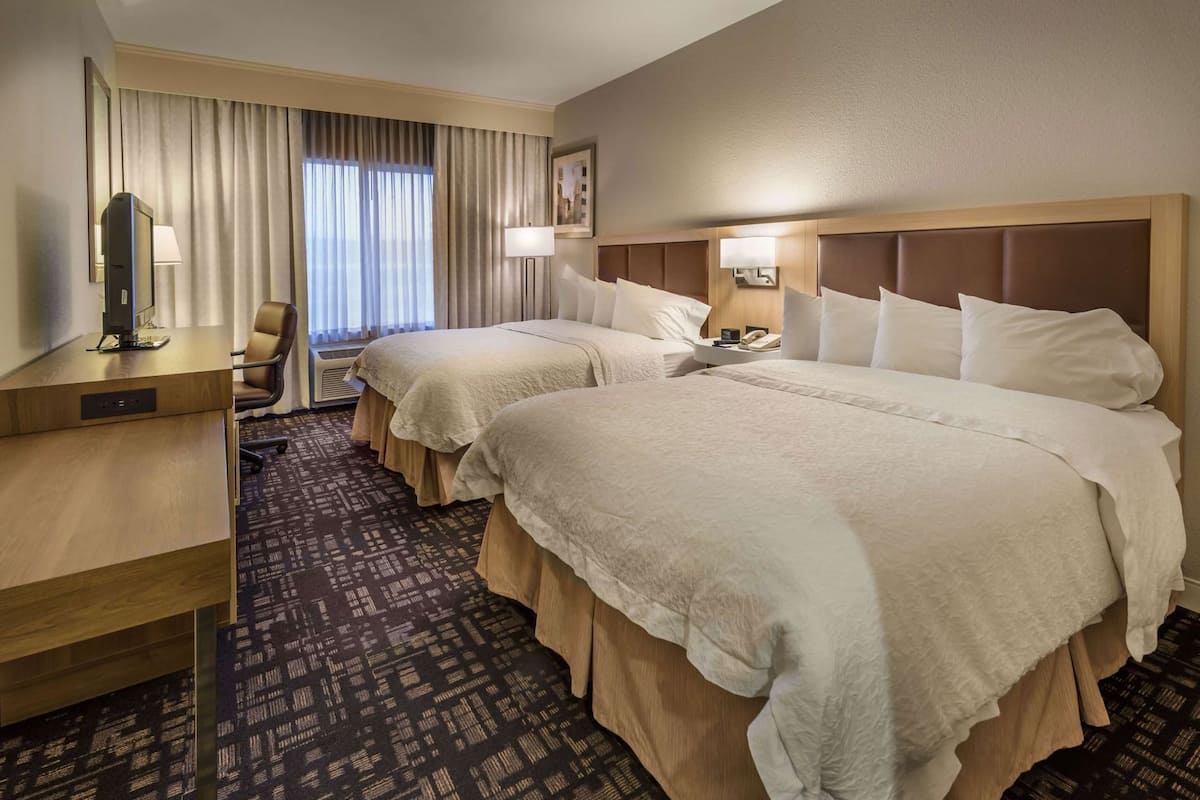 Minibar, Bügeleisen/Bügelbrett, kostenlose Babybetten