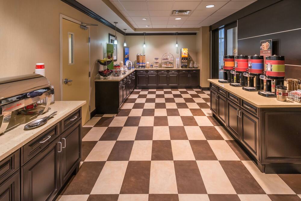Hampton Inn & Suites Reno