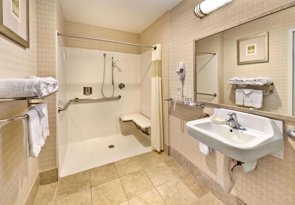 Kostenlose Toilettenartikel, Haartrockner