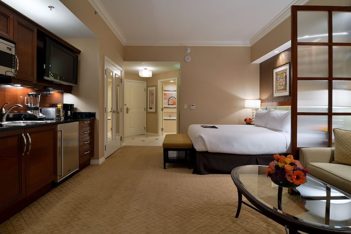 Premium bedding, pillow-top beds, in-room safe, desk