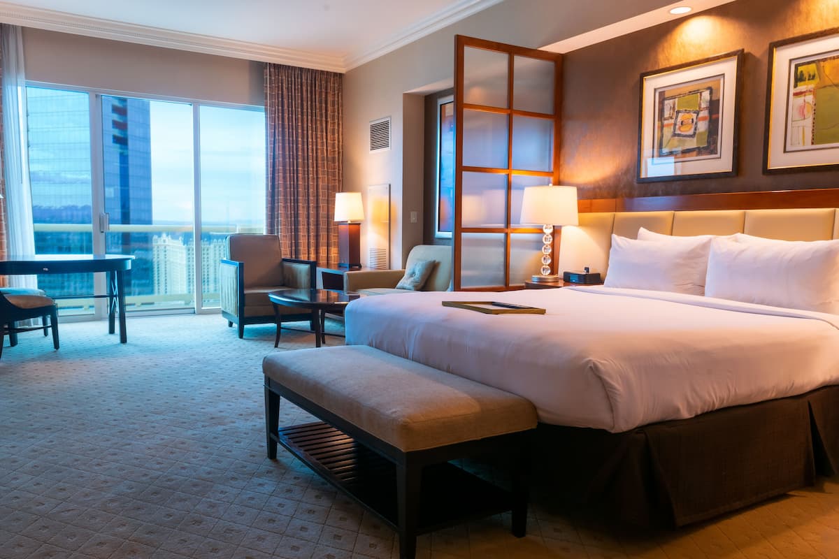 Premium bedding, pillow-top beds, in-room safe, desk