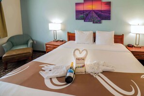 Premium bedding, desk, blackout drapes, iron/ironing board - Quality Inn & Suites Sequim at Olympic National Park (Sequim)