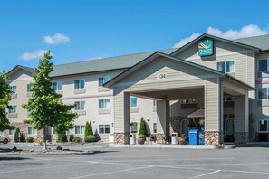 Exterior - Quality Inn & Suites Sequim at Olympic National Park (Sequim)