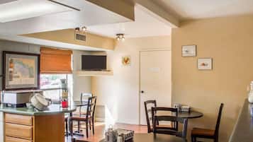 Bao gồm bữa sáng kiểu Âu hàng ngày