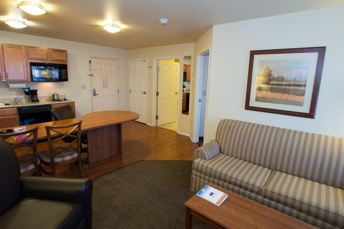 in-room safe, desk, laptop workspace, iron/ironing board