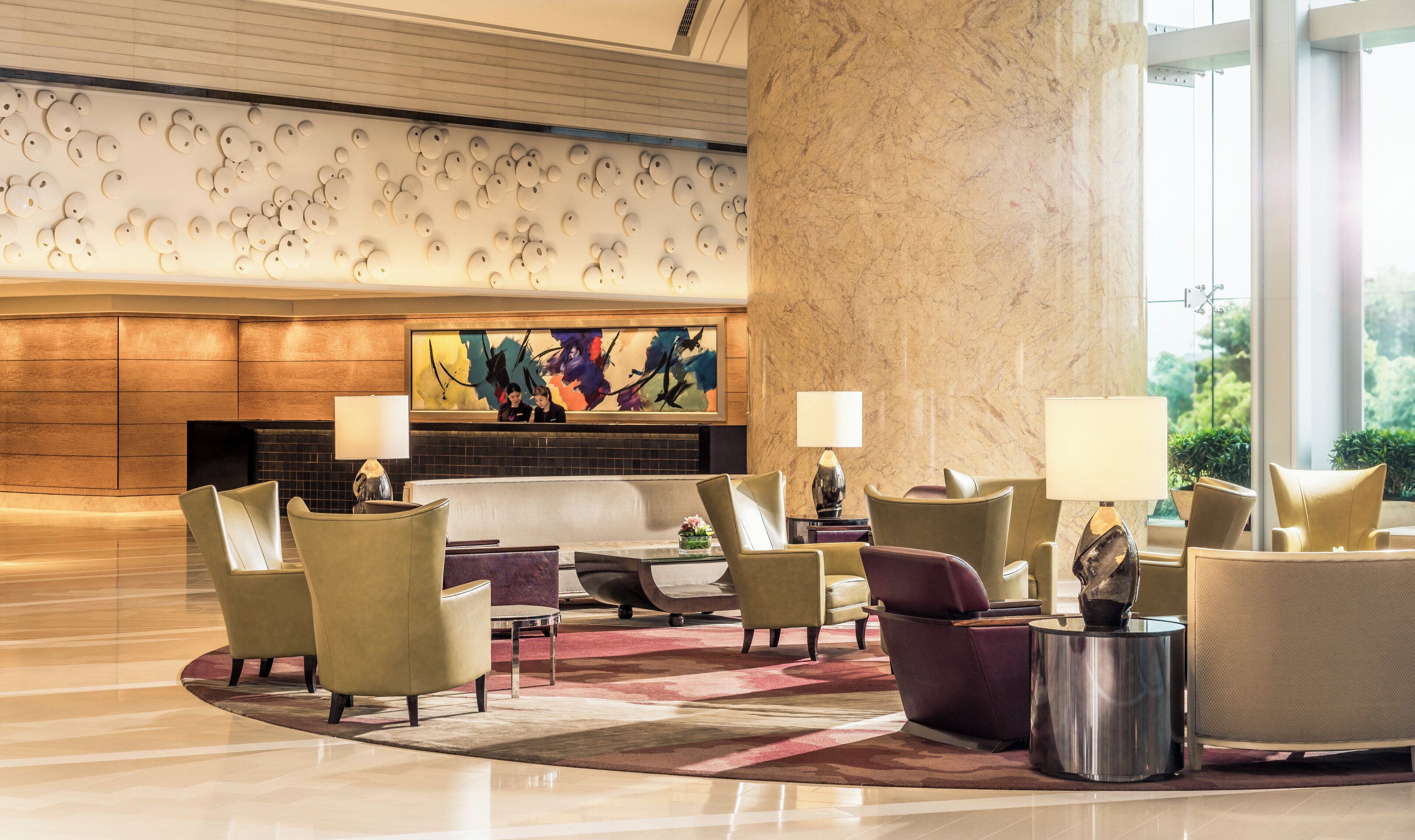 2 bars/lounges, poolside bar