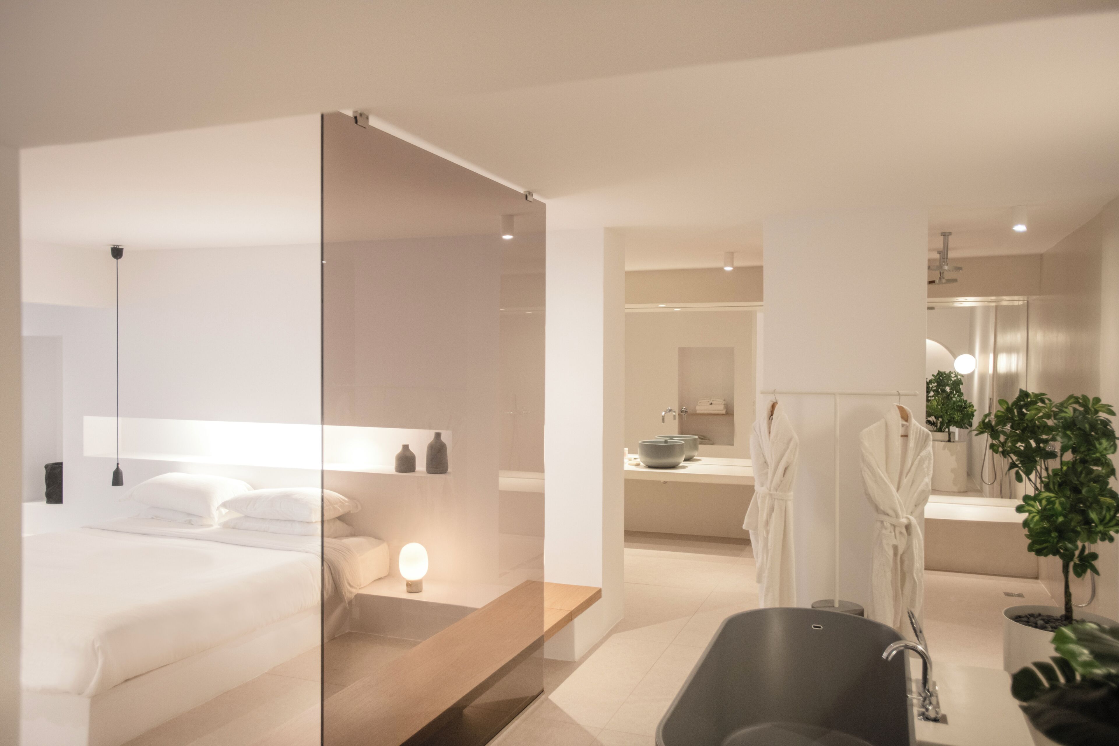 Grand Suite, Sea View (Lilium) | Premium bedding, pillowtop beds, minibar, in-room safe