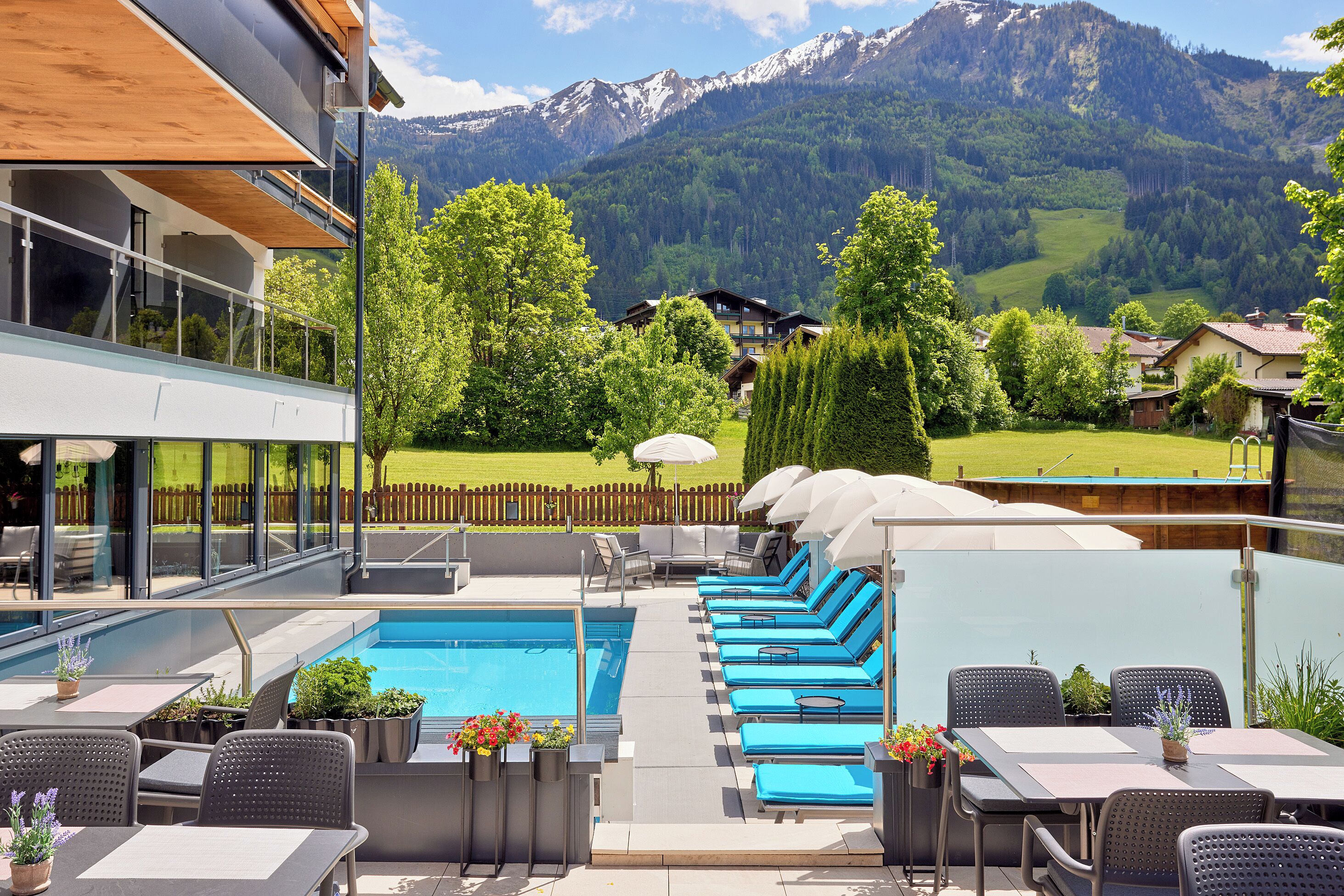 outdoor pool, pool umbrellas