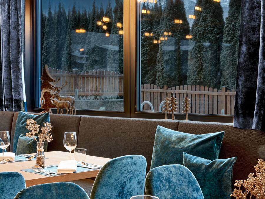 Frokost og middag serveres, internasjonale retter