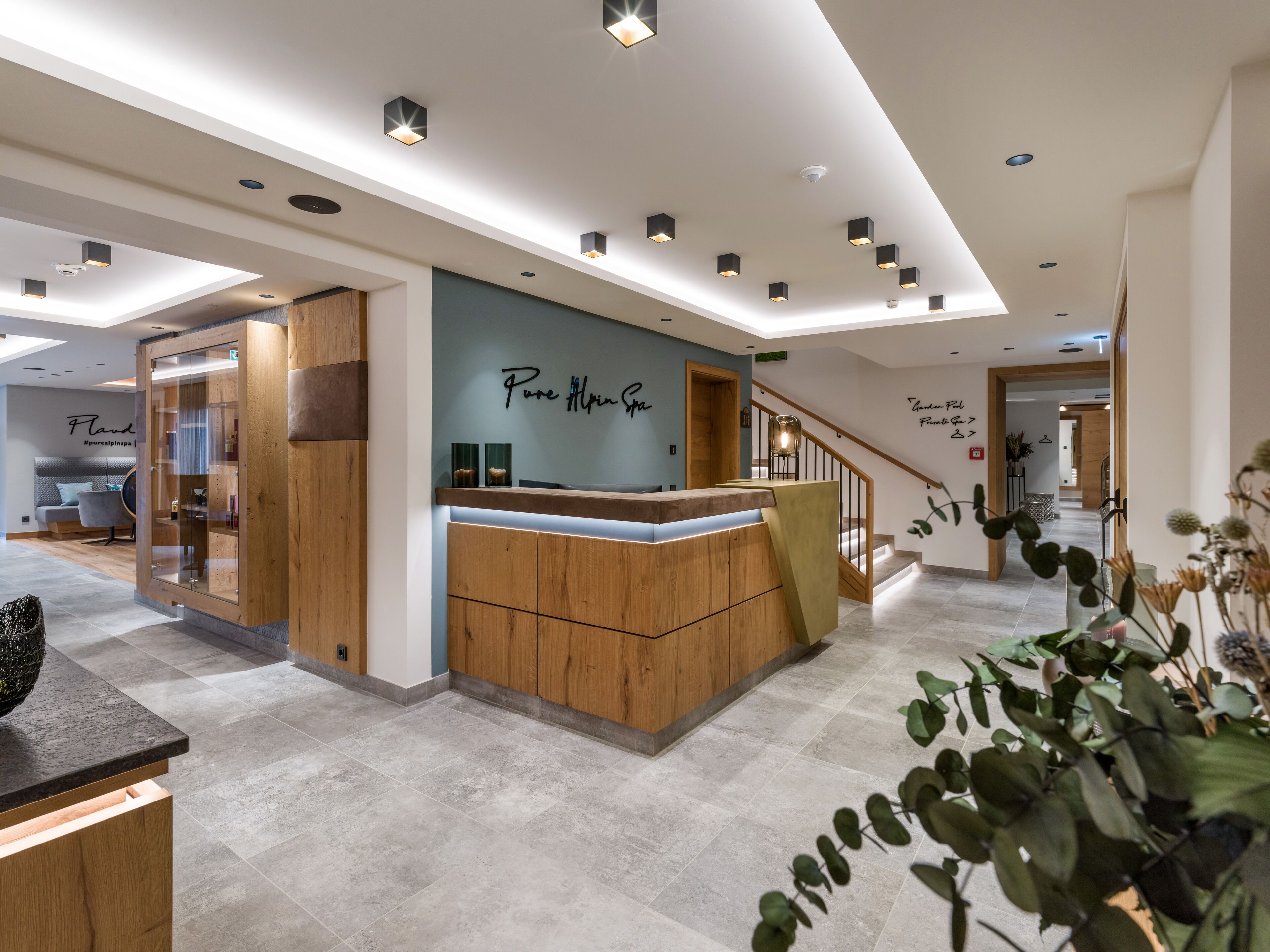 sauna, steam room, body treatments, hot stone massages, sports massages