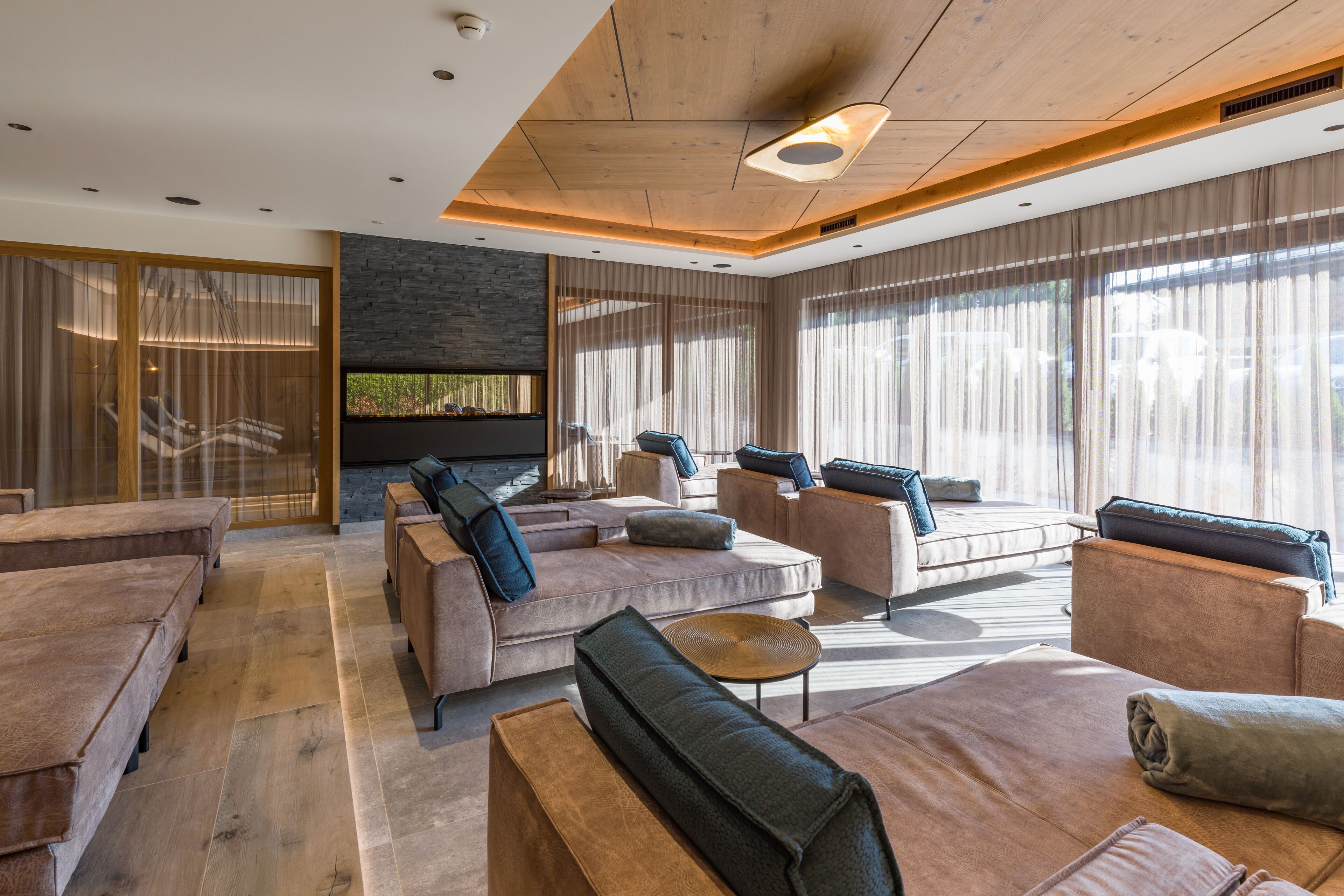 sauna, steam room, body treatments, hot stone massages, sports massages