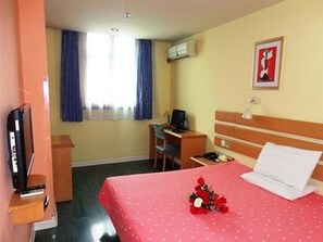 Room - Home Inn (Beijing)