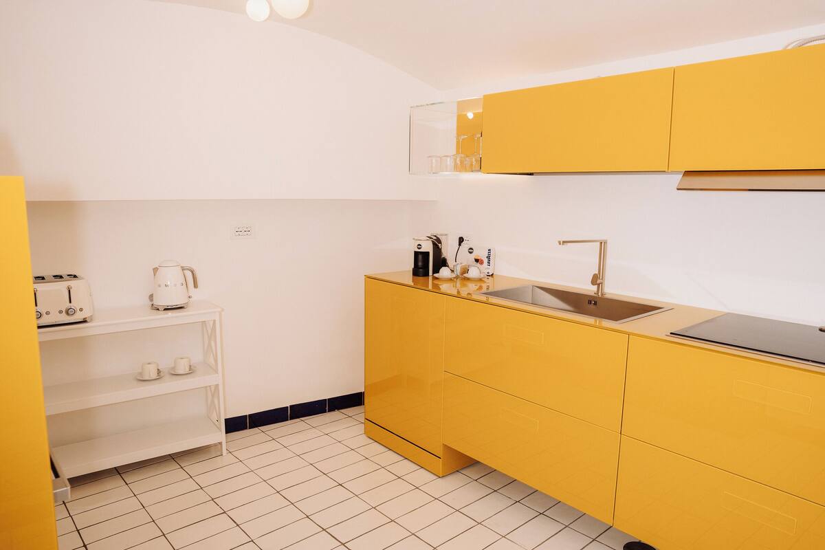 apartment eolo, independent entrance | private kitchen | eco-friendly cleaning products