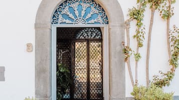 Apartment Eolo, Independent entrance