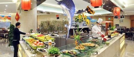 Breakfast, lunch, dinner served; Chinese cuisine