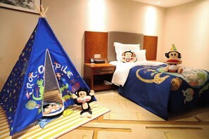 Cribs/infant beds - Shandong News Hotel (Quancheng Square Daming Lake Branch) (Jinan)