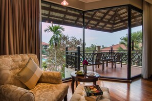 Balcony - Angkor Palace Resort & Spa (Siem Reap)