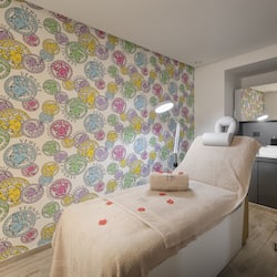 Couples treatment room(s), Turkish bath/hammam, body treatments