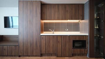 Superior Twin Room | In-room safe, desk, blackout drapes, free WiFi