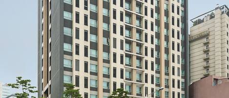 Run Of House | Bagian depan properti