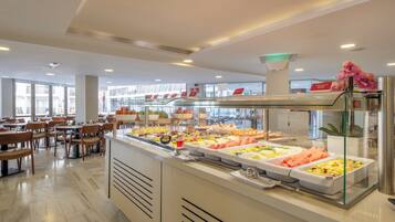 Daily buffet breakfast for a fee