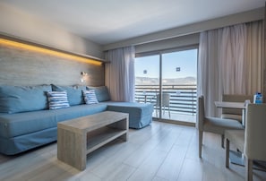 Suite, vista mare (Quintuple Room) | Vista spiaggia/mare