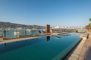 Outdoor pool, pool umbrellas