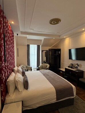 Kerrera Suite | Blackout curtains, iron/ironing board, free WiFi, bed sheets - Muthu Oban Regent Hotel - Refurbished (Oban)