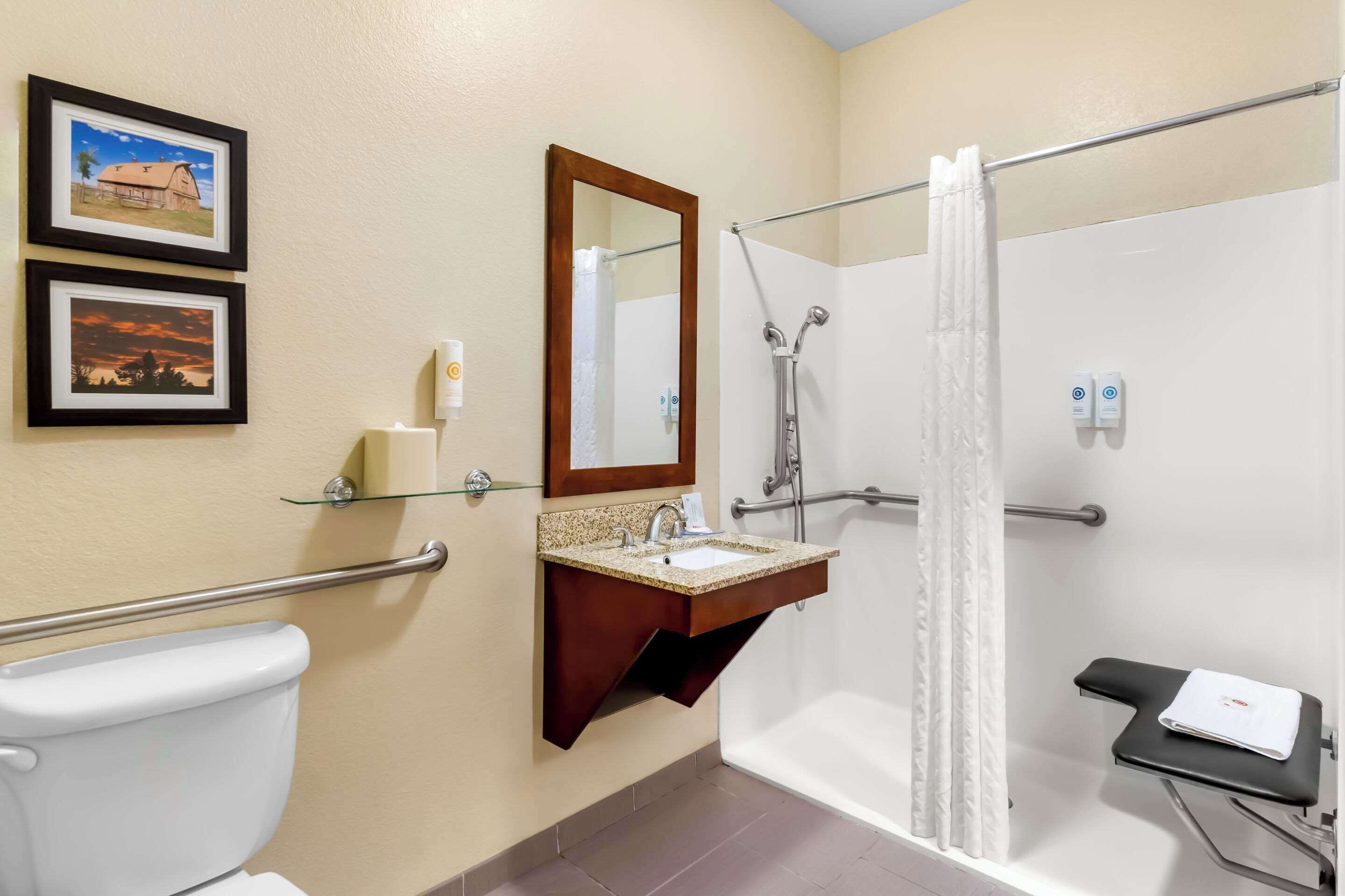 room, 1 queen bed, accessible, non smoking | desk, blackout curtains, iron/ironing board, free cots/infant beds