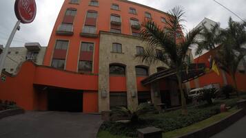 Bagian depan properti