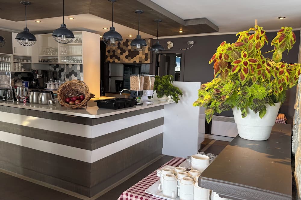 Auberge La Camarine