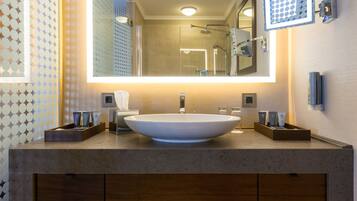 Suite | Lavabo en el baño