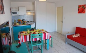 TV, ping pong - Lagrange Vacances Le Village des Aloés (Cerbère)