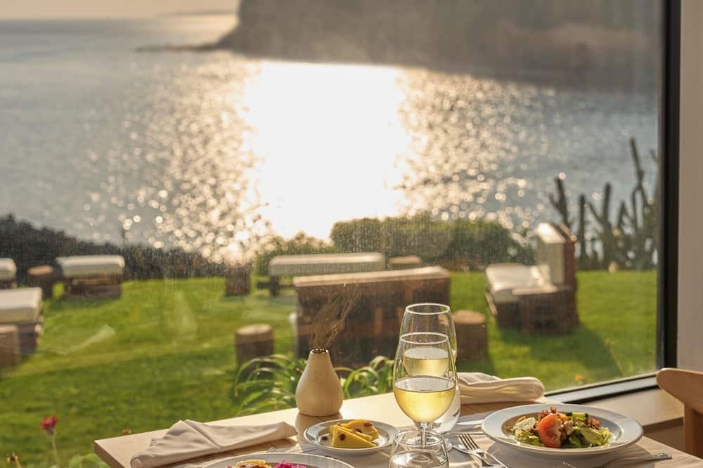 Caloura Hotel Resort