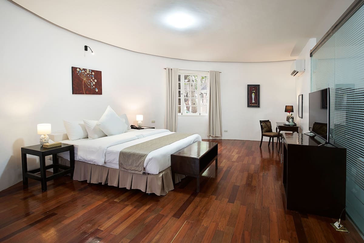 En Suite (New) | Minibar, skrivebord, lydisolert og individuelt dekorert