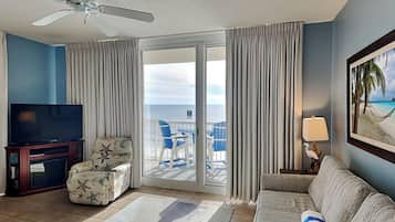 Condo, 1 Queen Bed with Sofa bed, Ocean View (T1 1015 - No Pets) | Living area | 42-inch flat-screen TV with cable channels