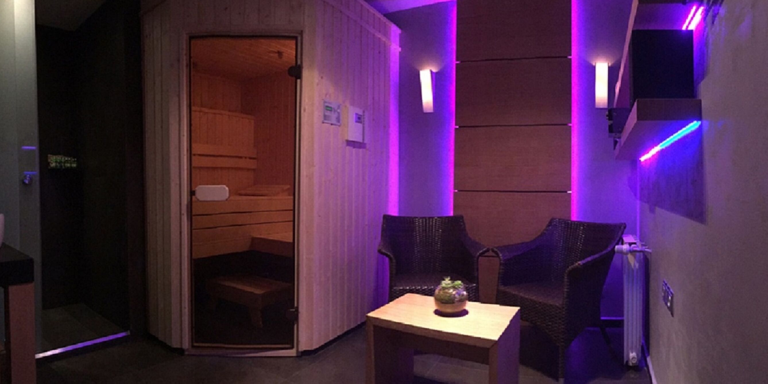 body treatments, aromatherapy, deep-tissue massages, body wraps