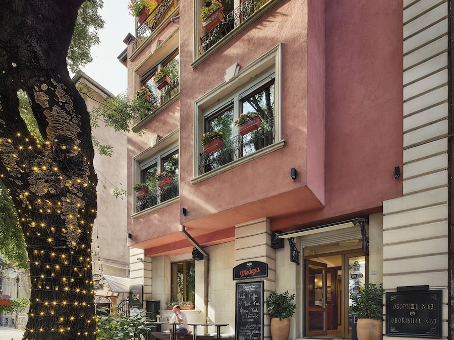 Mặt tiền nơi lưu trú