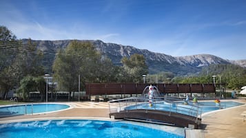 Indoor pool, seasonal outdoor pool